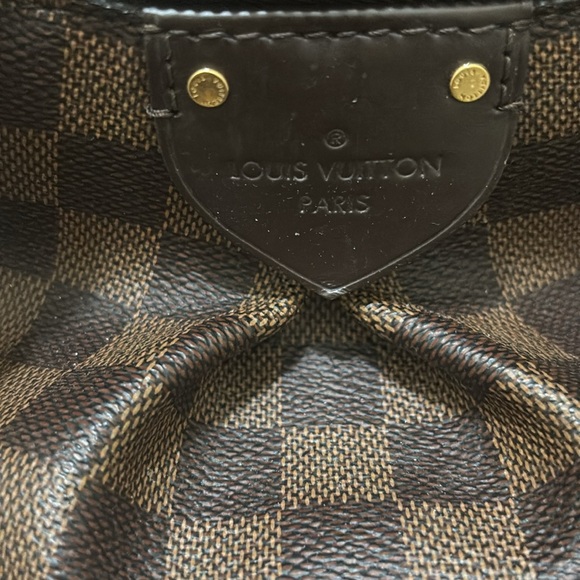 $SOLD$ 1️⃣3️⃣0️⃣0️⃣ used authentic Louis Vuitton bag - Picture 3 of 6